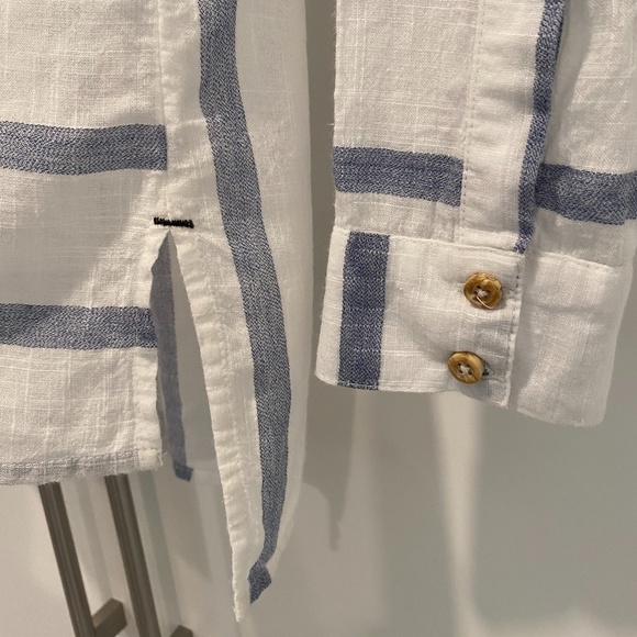 Dex Linen Blouse - Like New - Picture 7 of 8